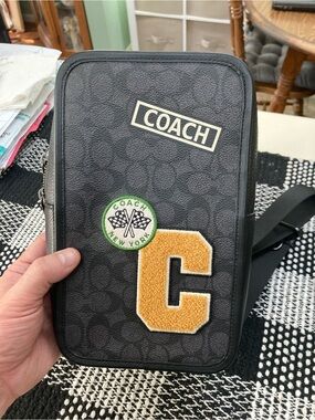 NWT！COACH Sullivan Pack In Signature Canvas With Patches（COACH CY820）